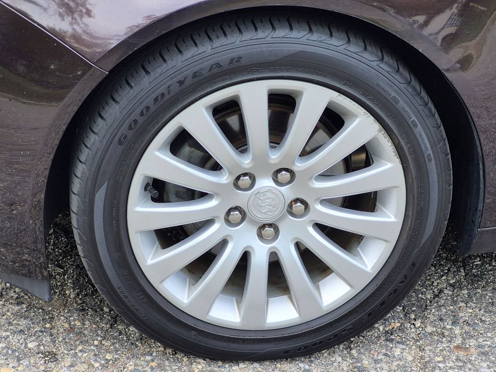 Used 2011 Buick Regal CXL Turbo w/ TO2 Preferred Equipment Group FWD image 10