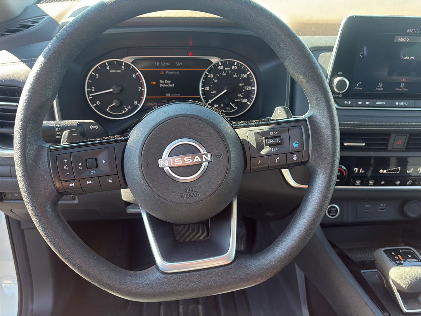 Used 2023 Nissan Rogue SV image 26