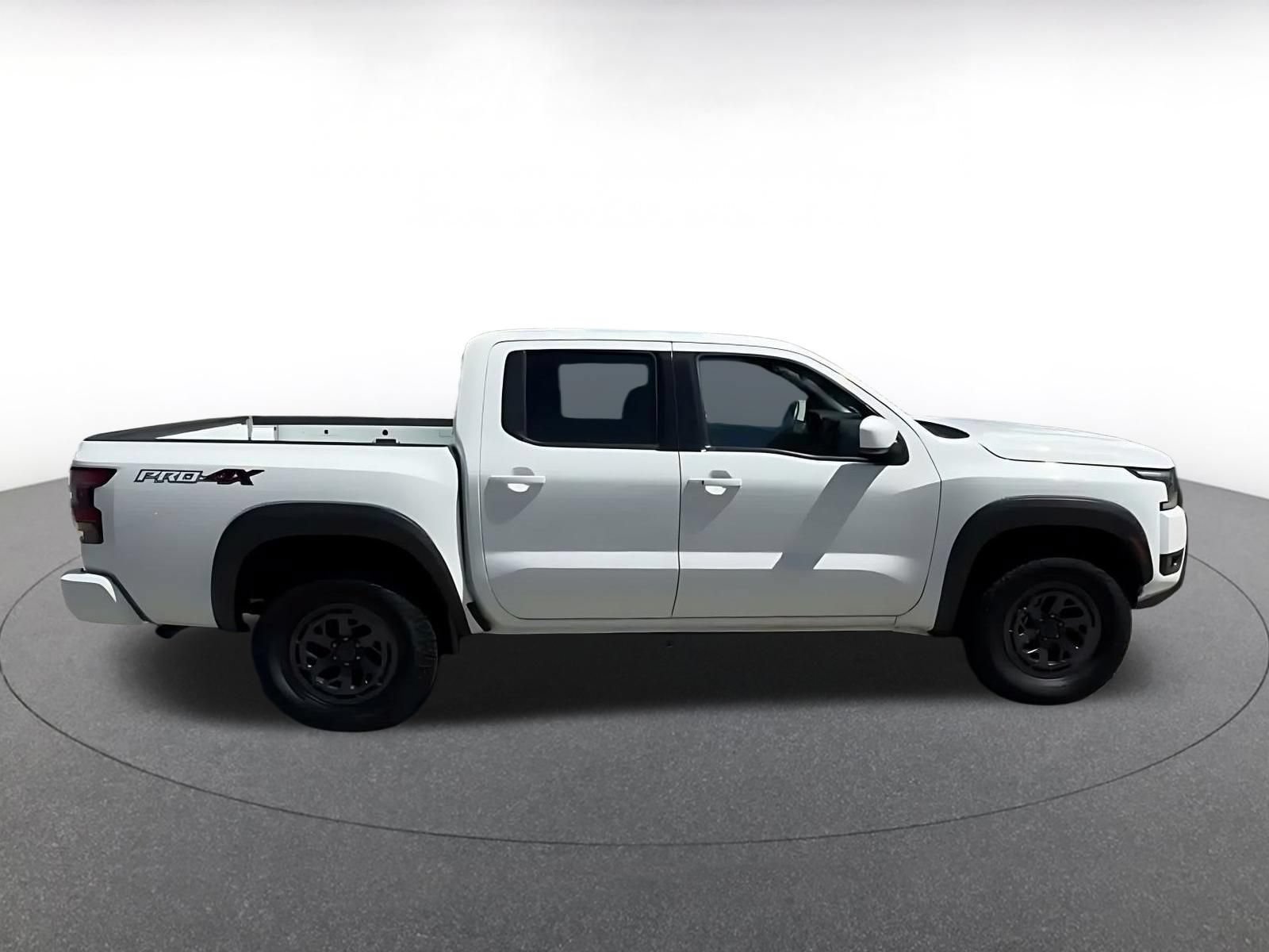 Used 2026 Nissan Frontier PRO-4X AWD/4WD image 13