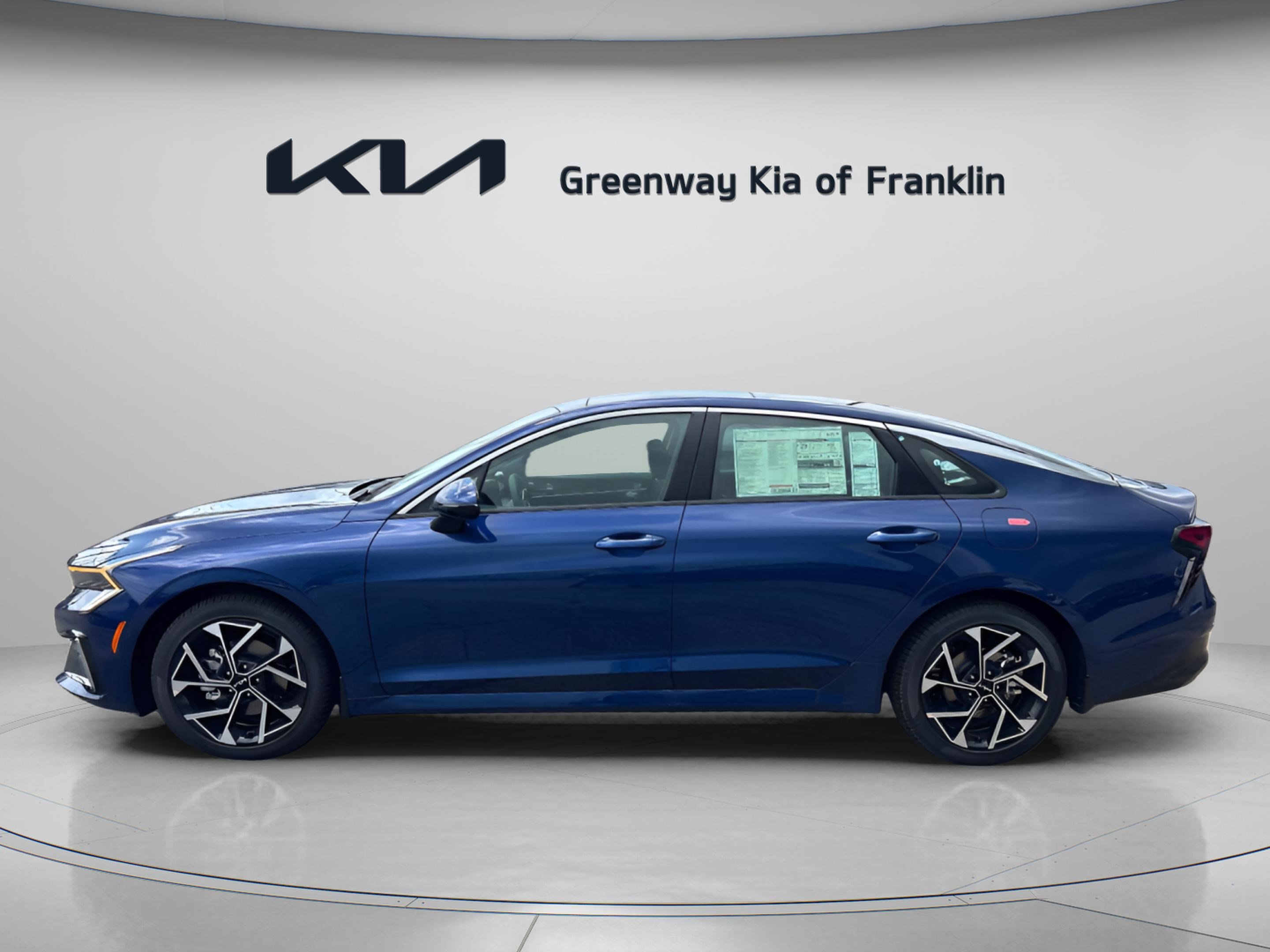 New 2025 Kia K5 EX image 4