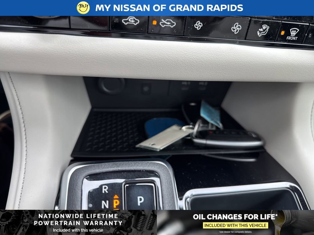 New 2026 Nissan Pathfinder SL image 27