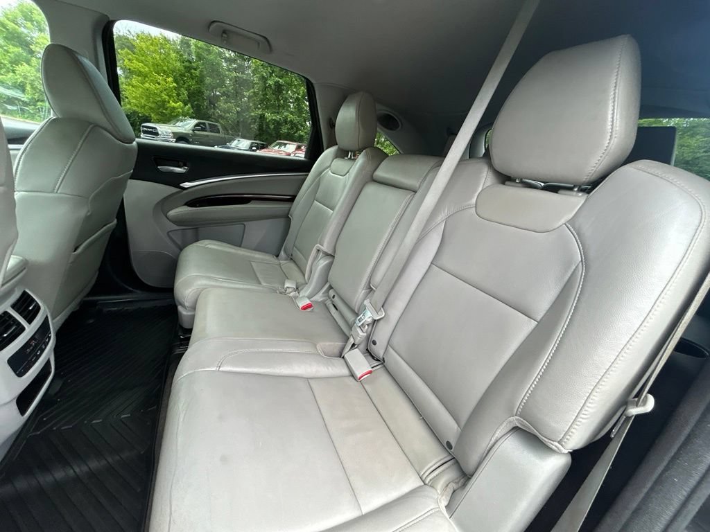 Used 2016 Acura MDX w/ Technology Package AWD/4WD image 33
