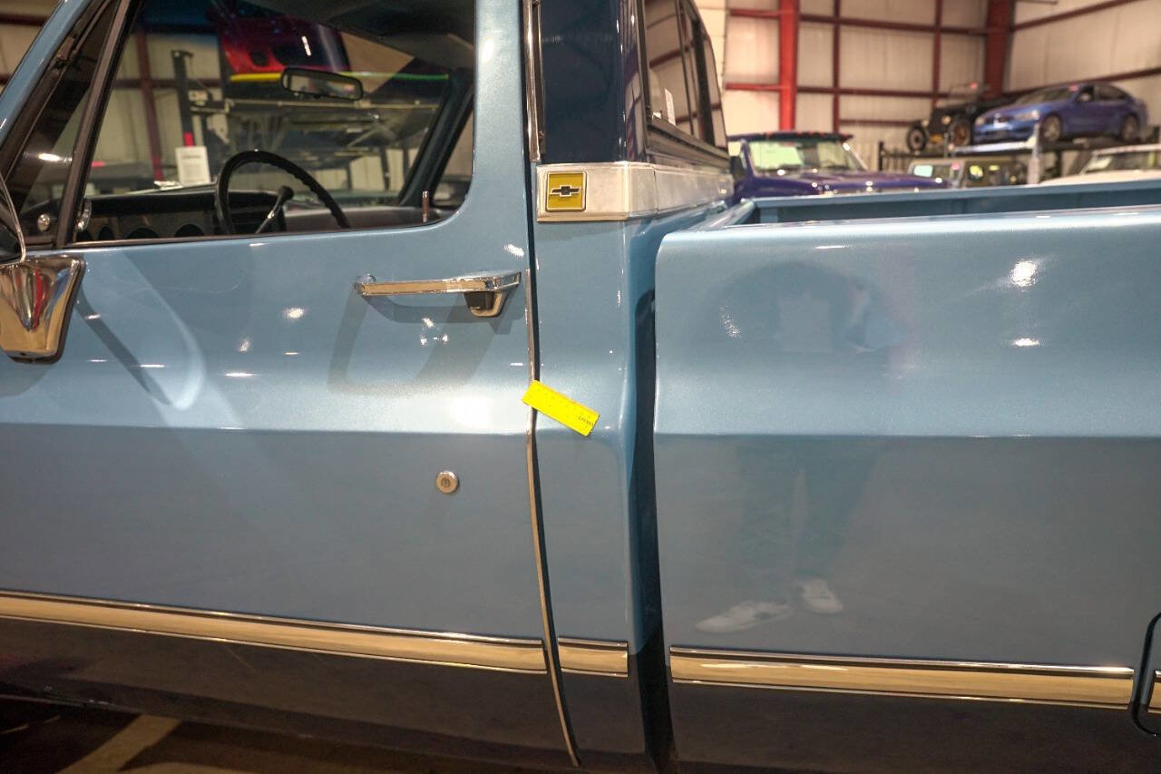 Used 1987 Chevrolet Silverado 1500 1500 RWD image 28
