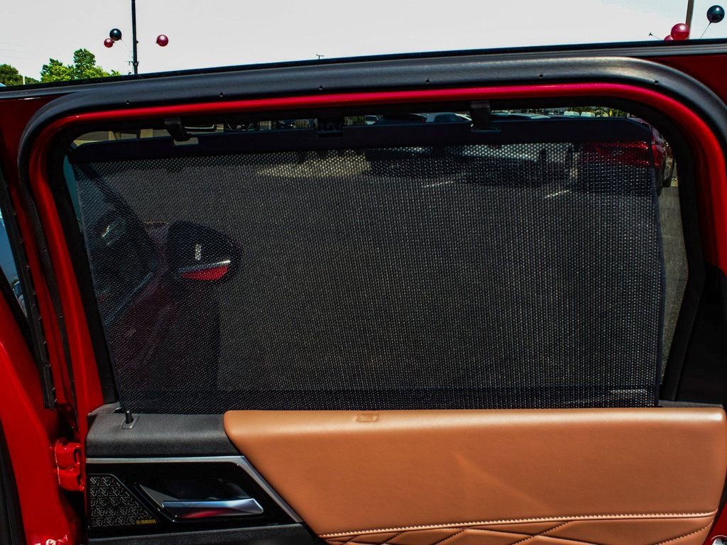 New 2025 Mitsubishi Outlander SEL image 13