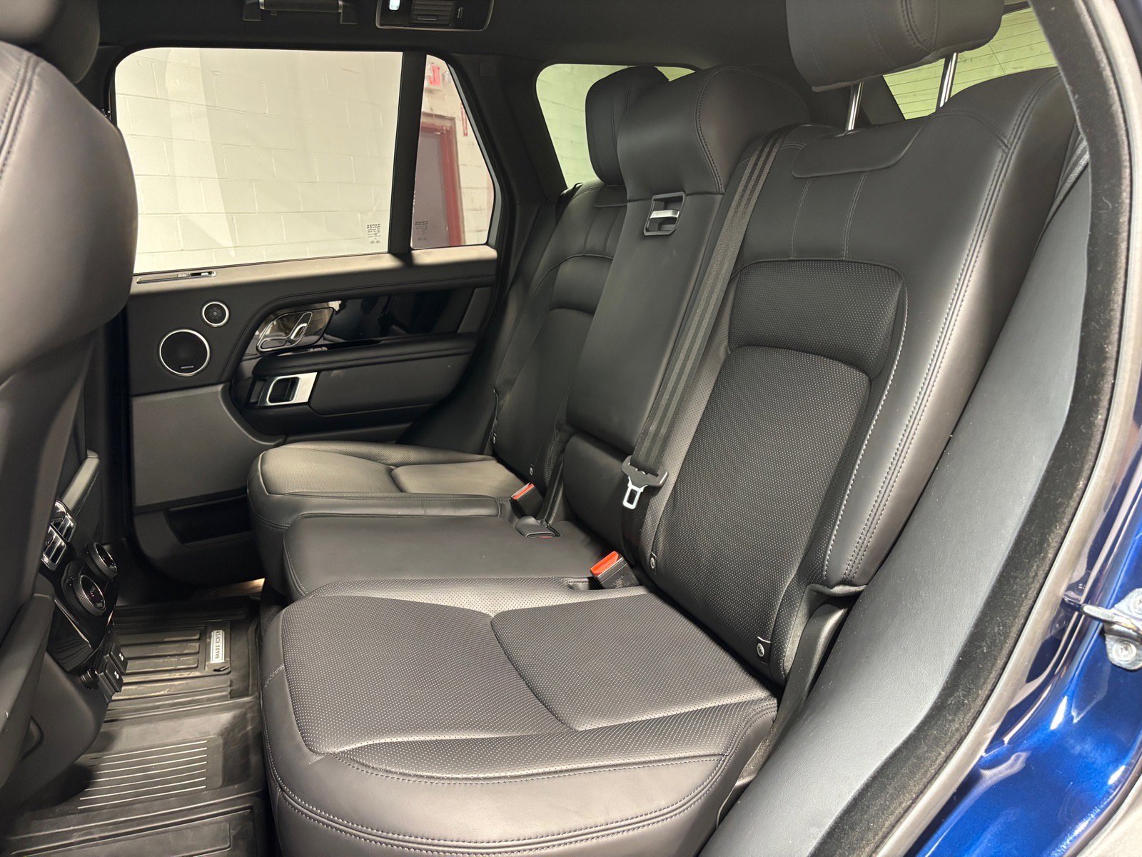 Used 2021 Land Rover Range Rover Westminster Edition image 30