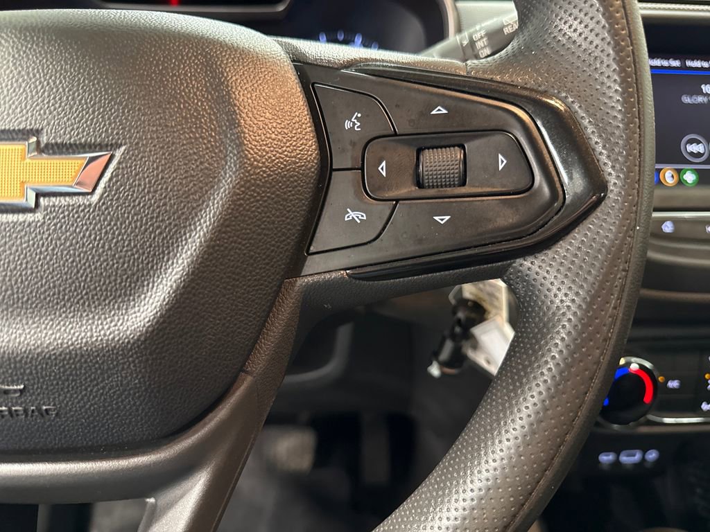 Used 2021 Chevrolet TrailBlazer LS FWD image 4