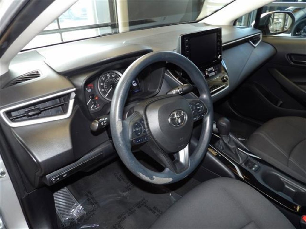 Used 2022 Toyota Corolla LE image 24