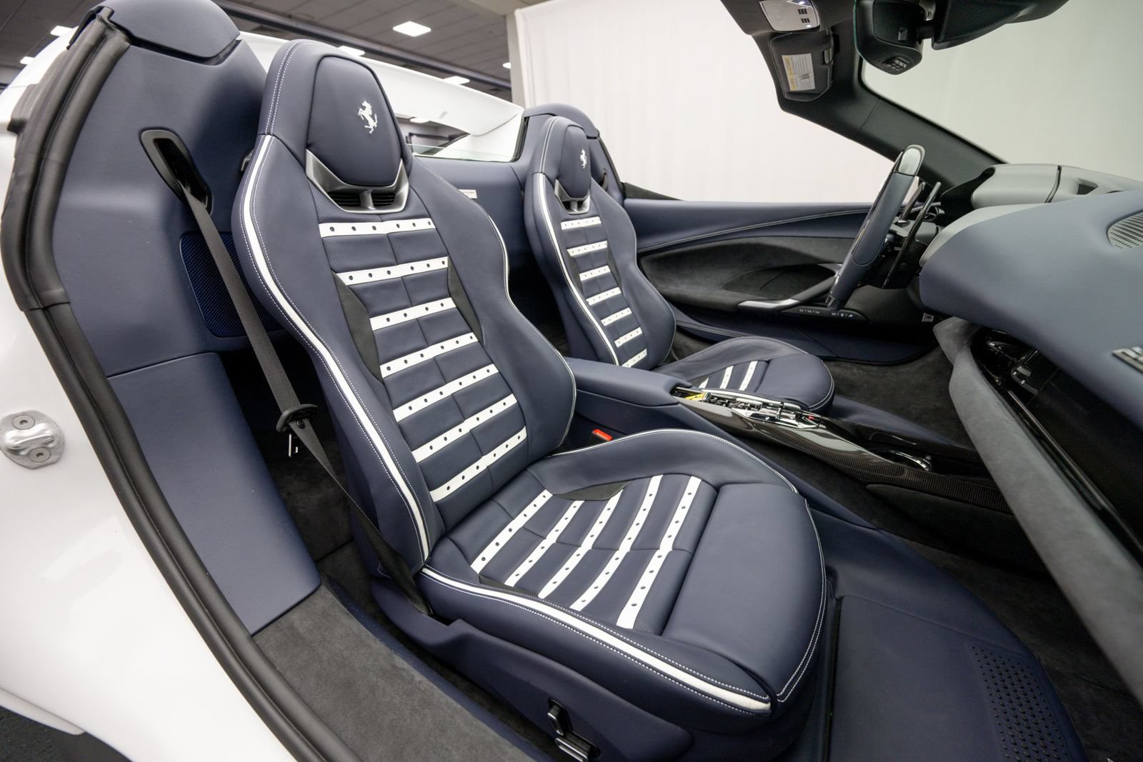 Used 2026 Ferrari 296 GTS RWD image 23
