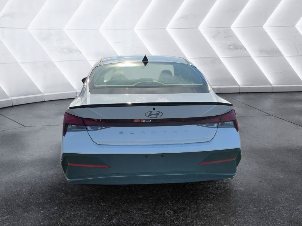 Certified 2026 Hyundai Elantra Sport FWD image 3