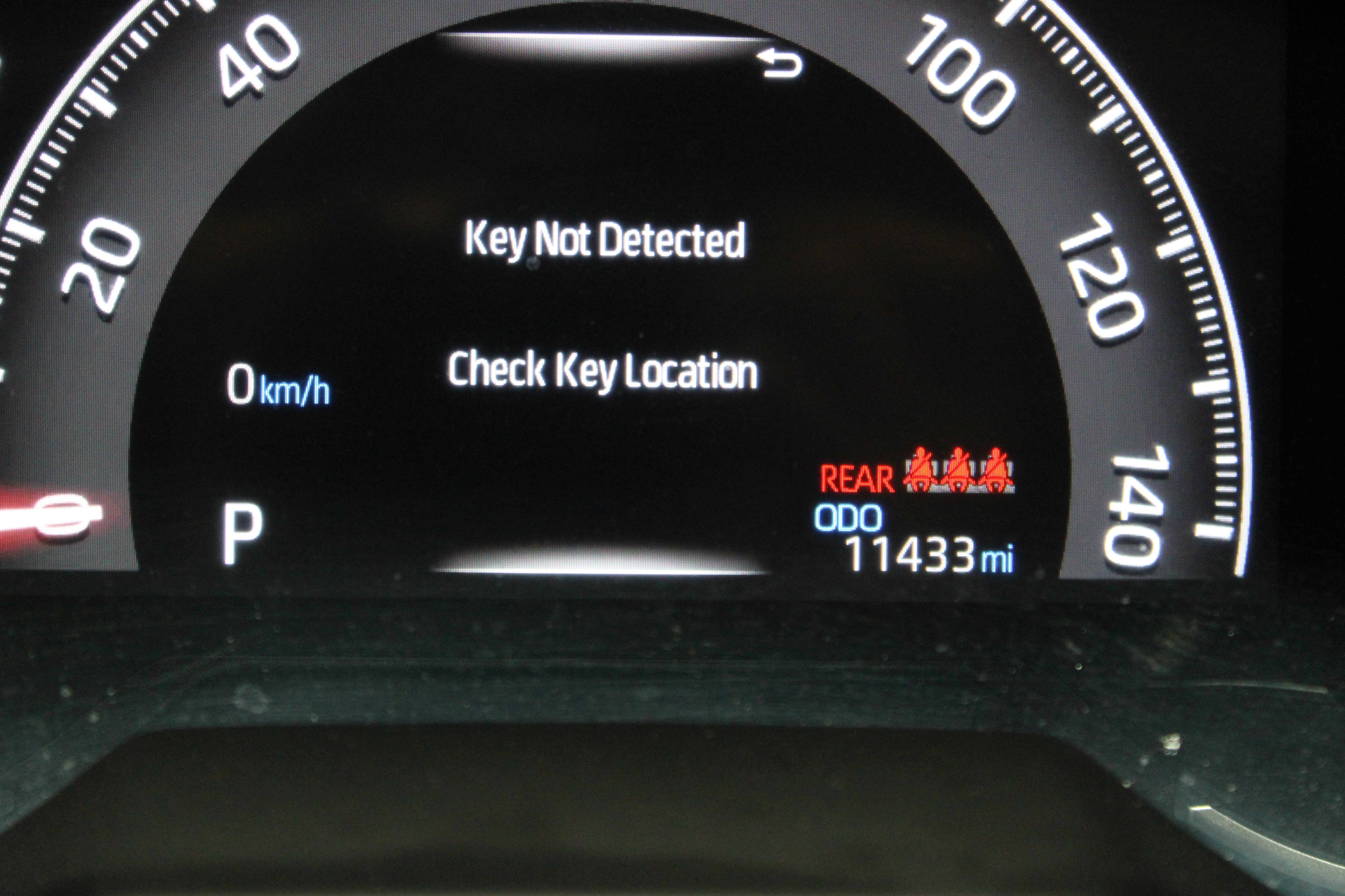 Used 2025 Toyota RAV4 XLE w/ Convenience Package FWD image 41