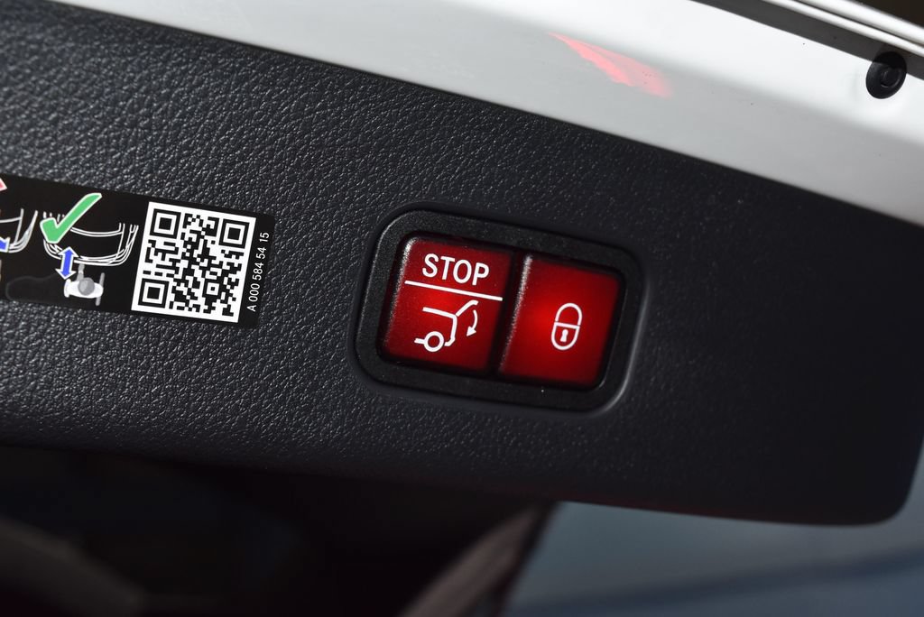 Certified 2026 Mercedes-Benz GLC 300 4MATIC image 27