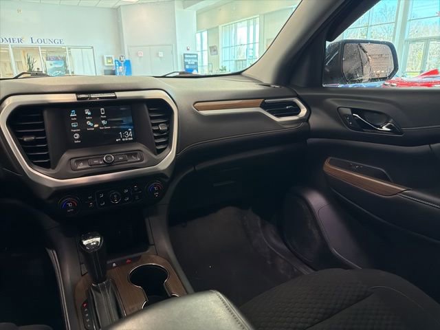 Used 2019 GMC Acadia SLE image 27