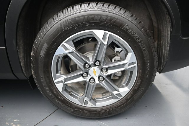 Used 2024 Chevrolet Blazer LT w/ Convenience Package FWD image 11