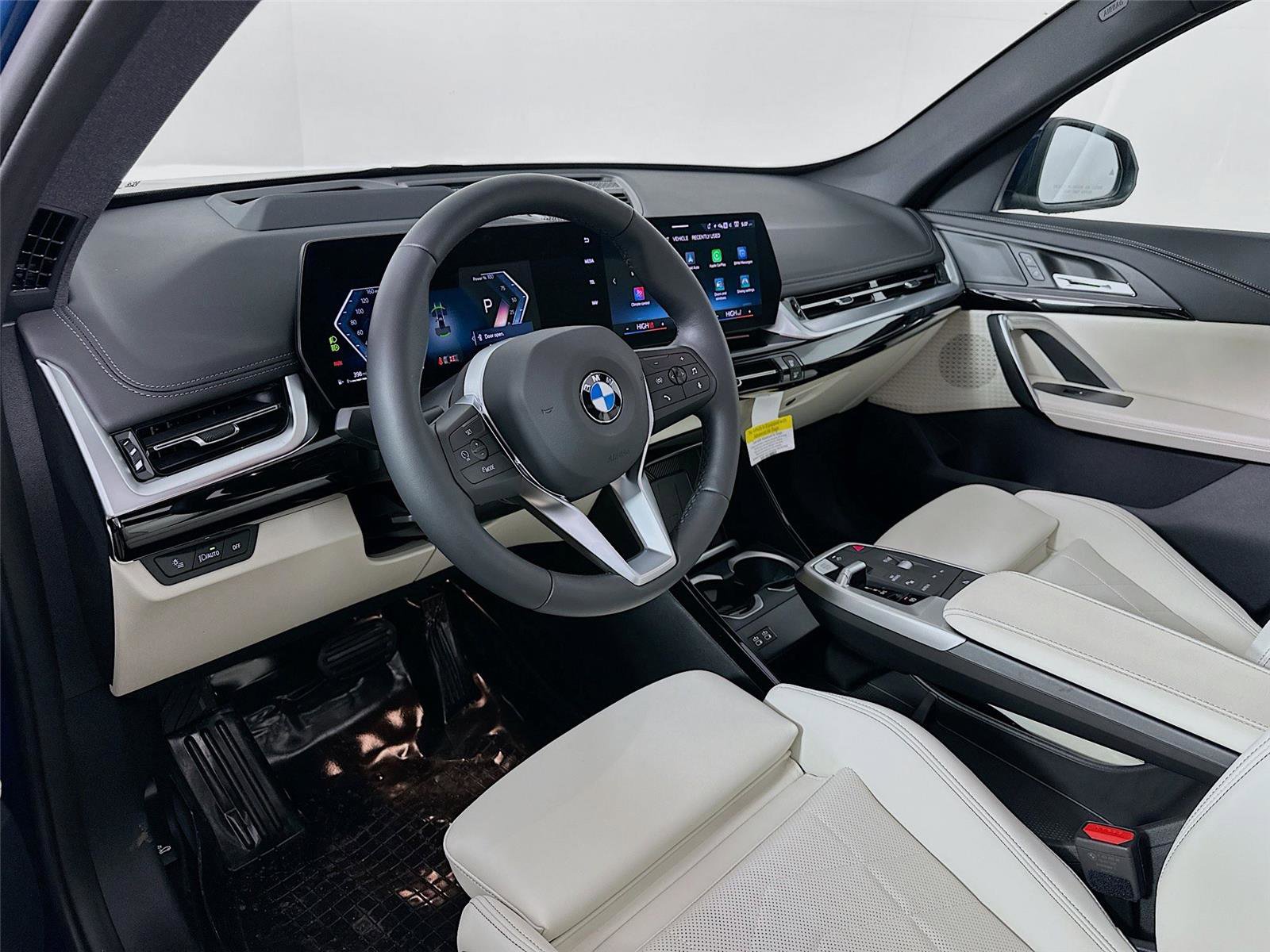 New 2026 BMW X1 xDrive28i w/ Technology Package image 9