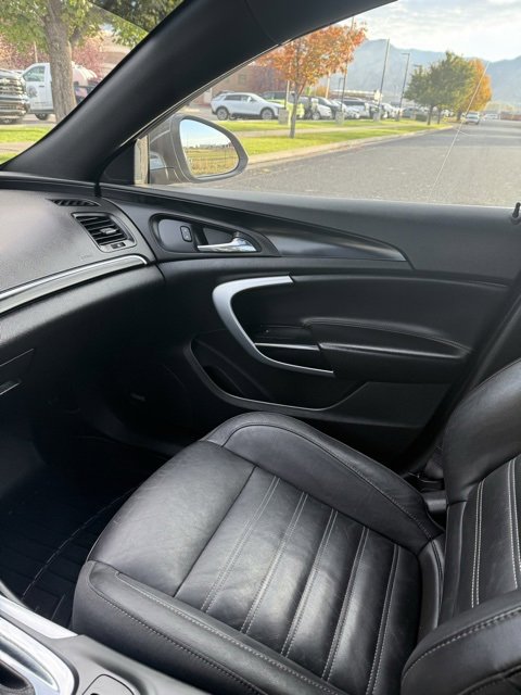 Used 2017 Buick Regal GS w/ Driver Confidence Package #2 image 30