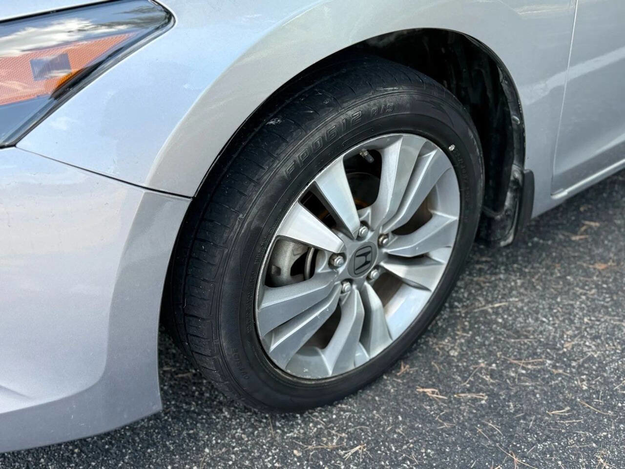 Used 2009 Honda Accord LX-S image 4