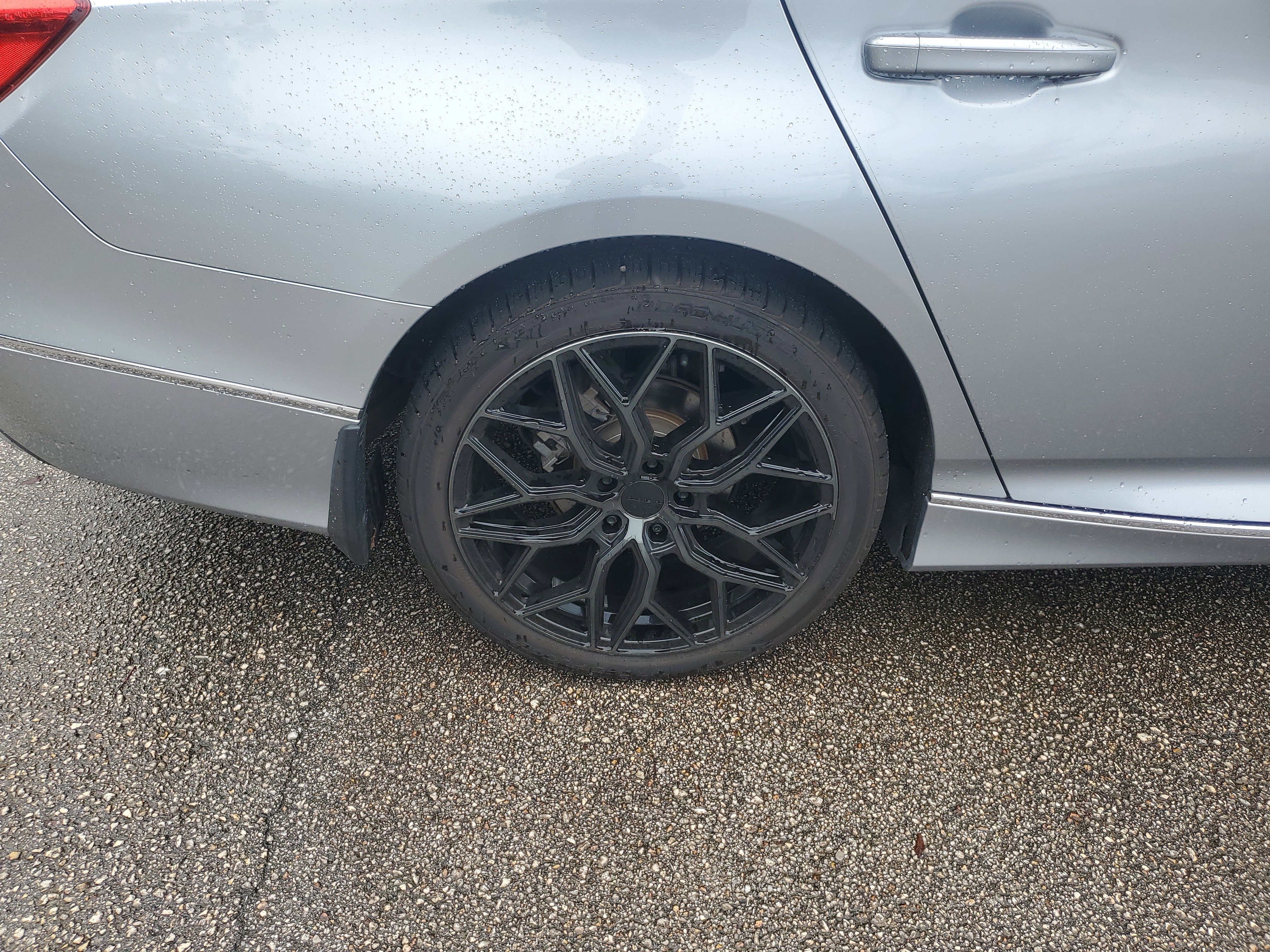 Used 2018 Honda Accord EX image 6