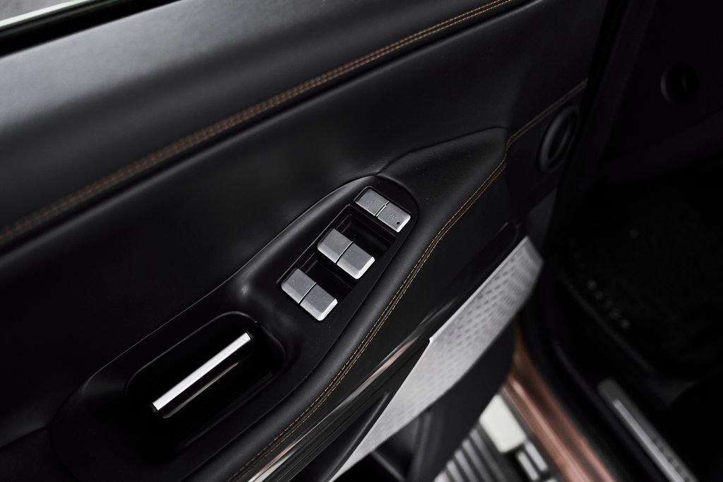 Used 2025 Lincoln Navigator Black Label AWD/4WD image 12