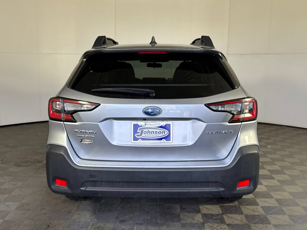 Used 2025 Subaru Outback Premium AWD/4WD image 10