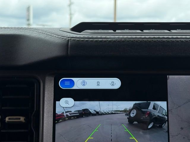Used 2025 Ford Bronco Badlands AWD/4WD image 5