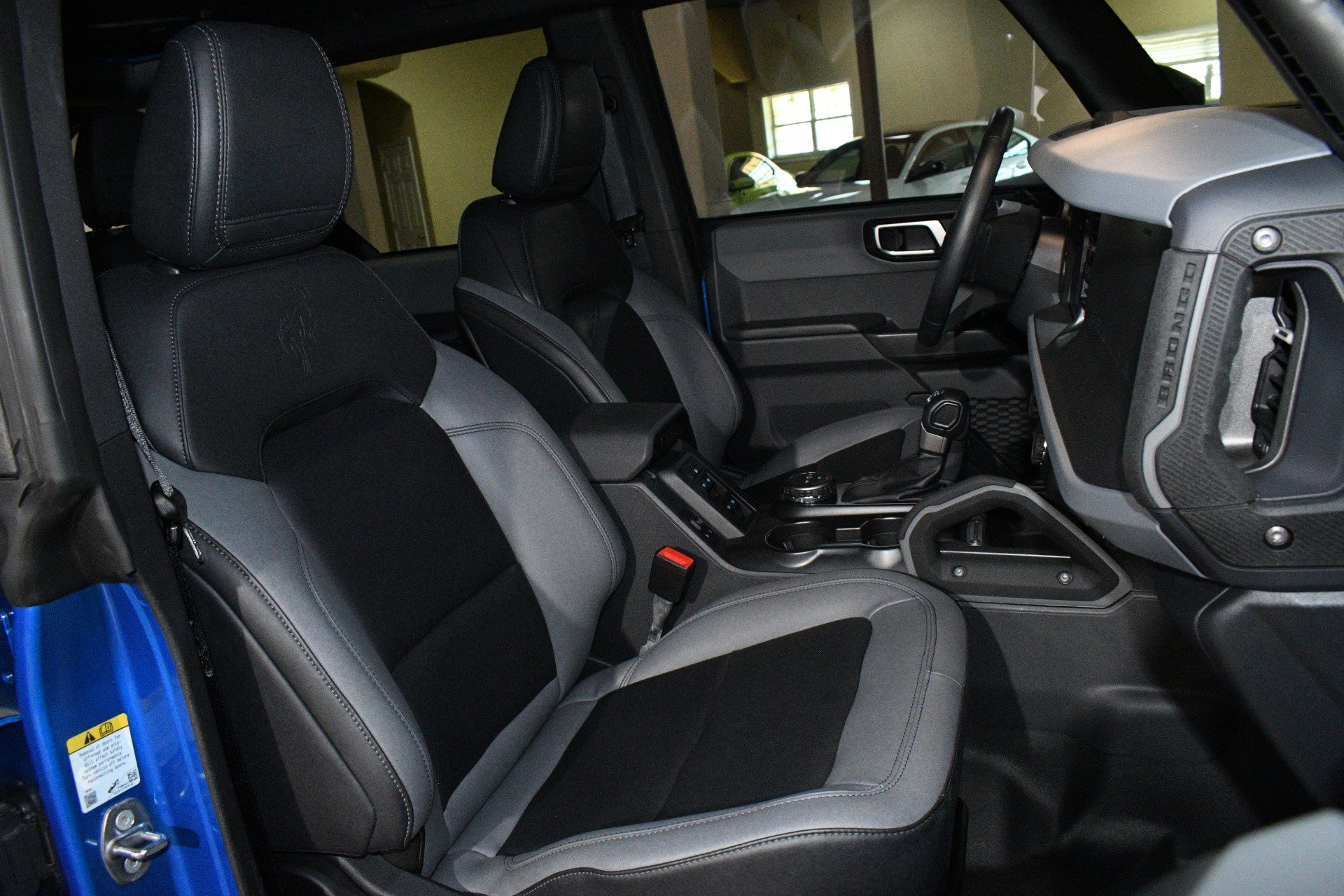 Used 2024 Ford Bronco Big Bend AWD/4WD image 8