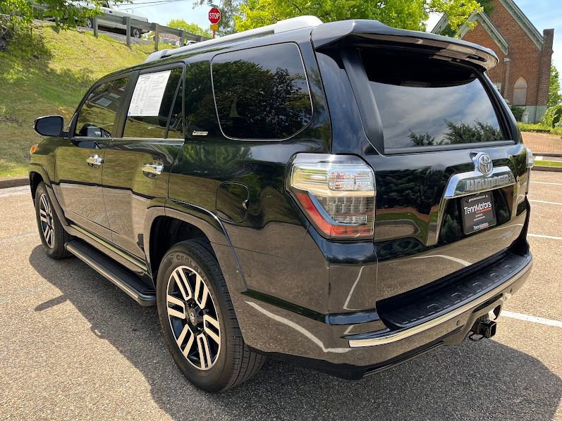 Used 2018 Toyota 4Runner Limited AWD/4WD image 35