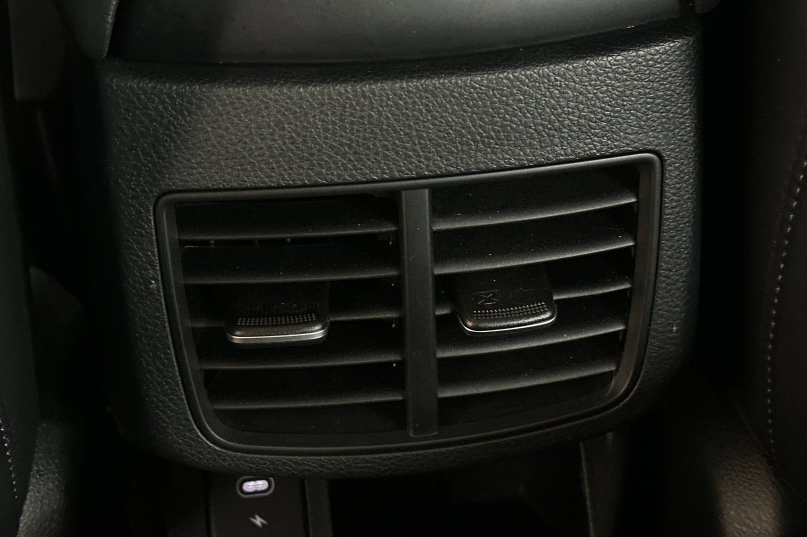 Used 2025 Kia Seltos SX image 14