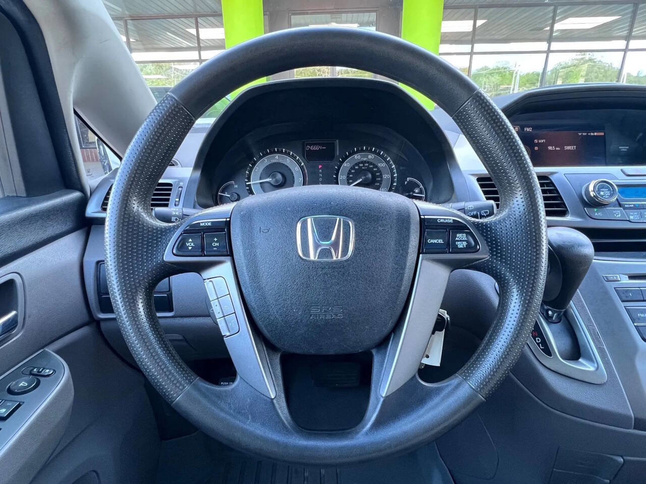 Used 2014 Honda Odyssey LX image 25