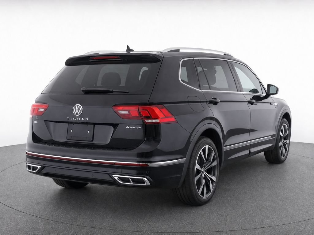 Certified 2023 Volkswagen Tiguan SEL R-Line AWD/4WD image 10
