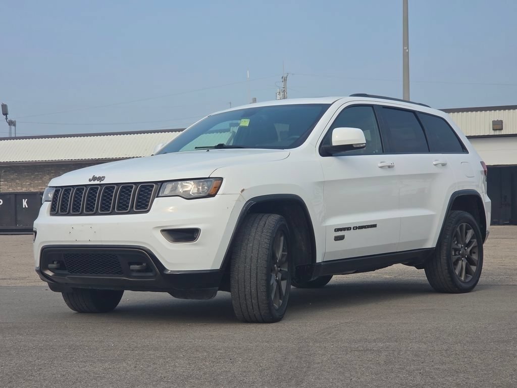 Used 2016 Jeep Grand Cherokee Limited 75th Anniversary AWD/4WD image 21