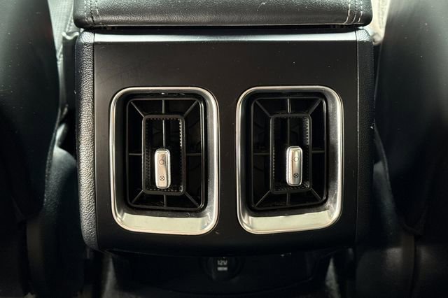 Certified 2024 Kia Sorento S w/ Panoramic Sunroof Package image 17