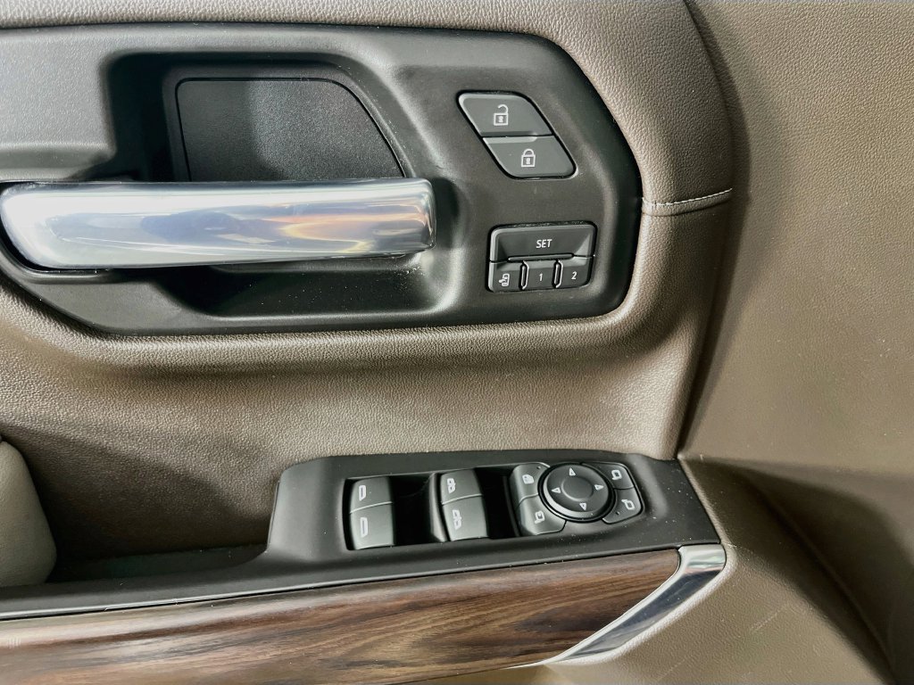 Used 2020 GMC Sierra 1500 SLT w/ SLT Premium Package AWD/4WD image 25