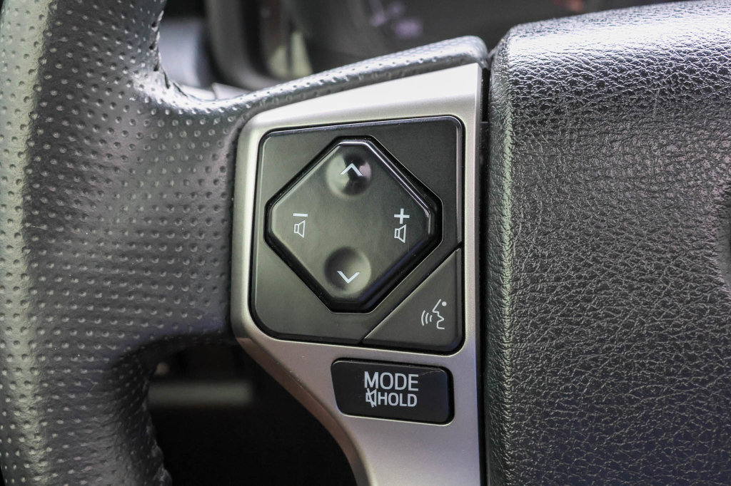 Used 2021 Toyota 4Runner SR5 Premium w/ Moonroof Package RWD image 28