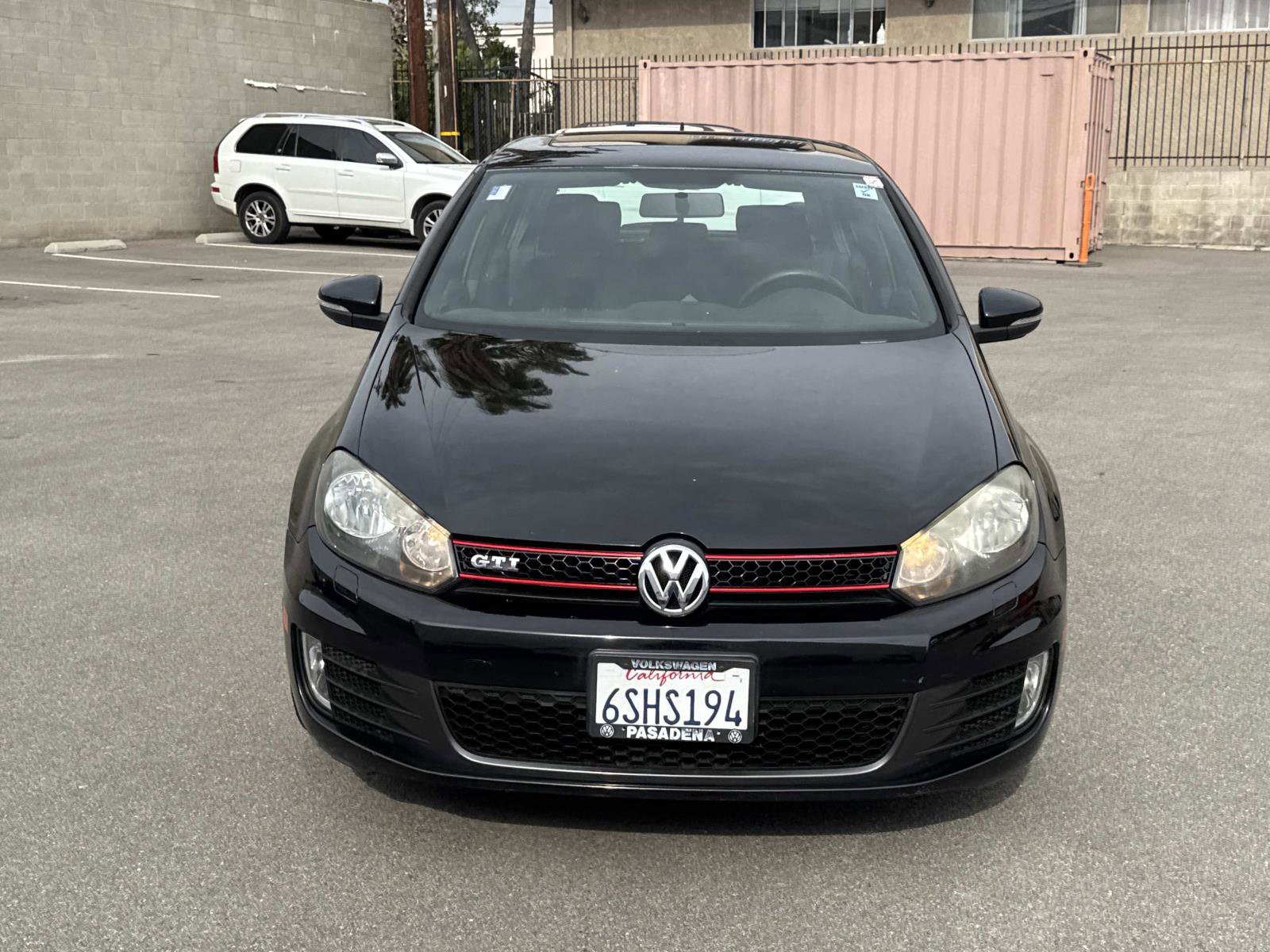 Used 2010 Volkswagen GTI 4-Door image 2