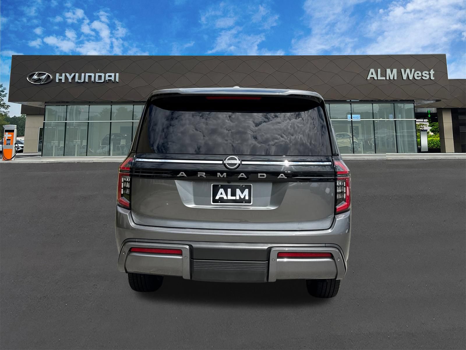 Used 2025 Nissan Armada SV RWD image 6
