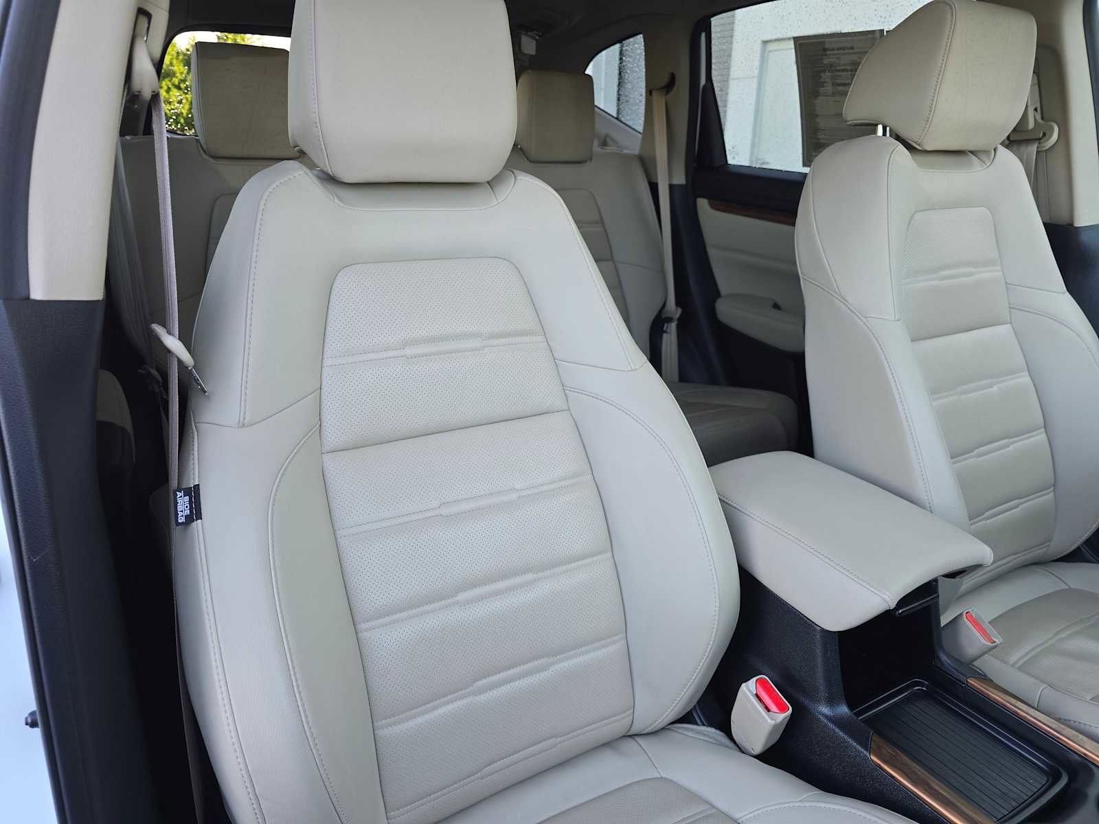 Used 2020 Honda CR-V Touring image 11