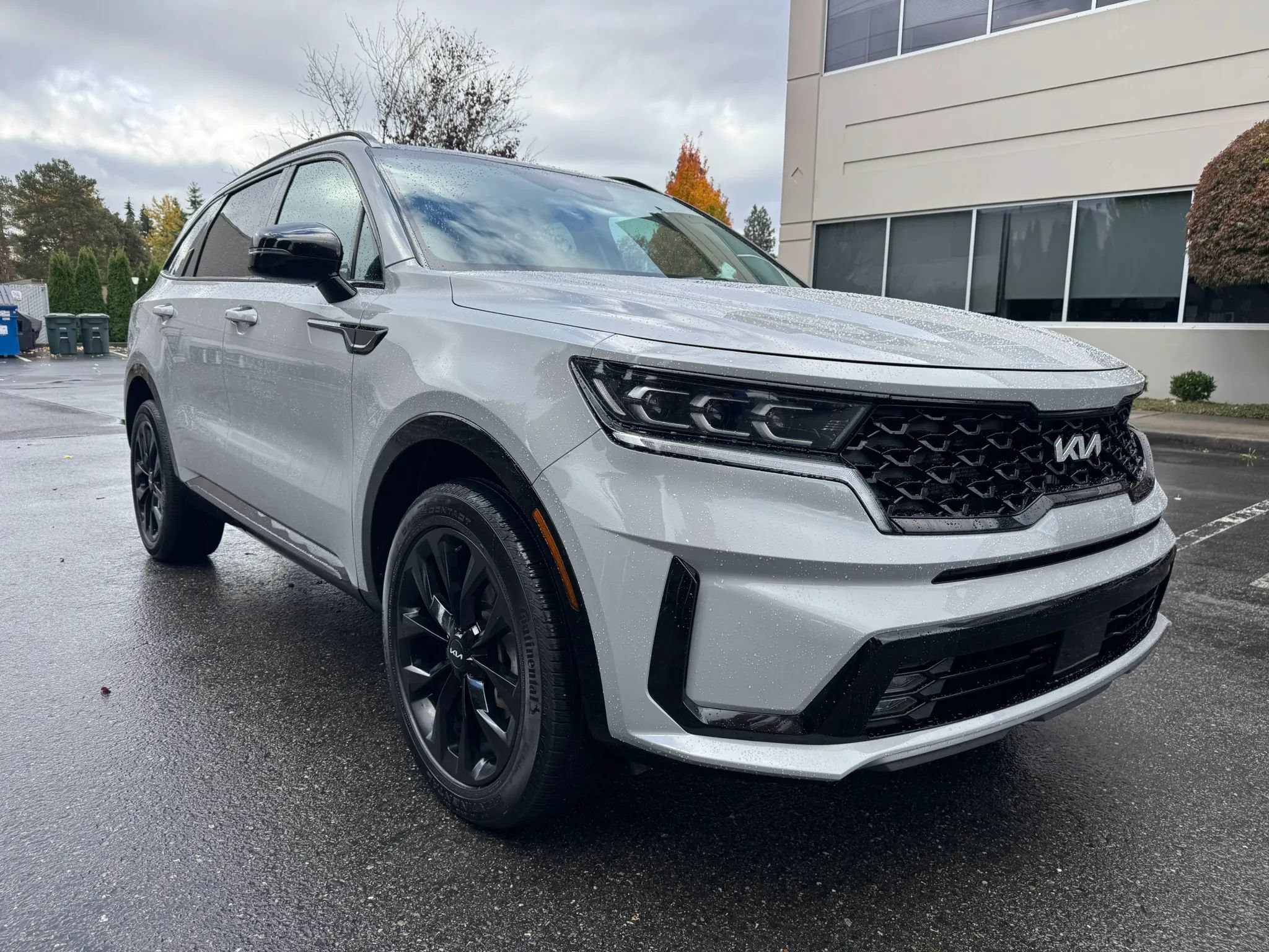 Used 2023 Kia Sorento SX AWD/4WD image 2