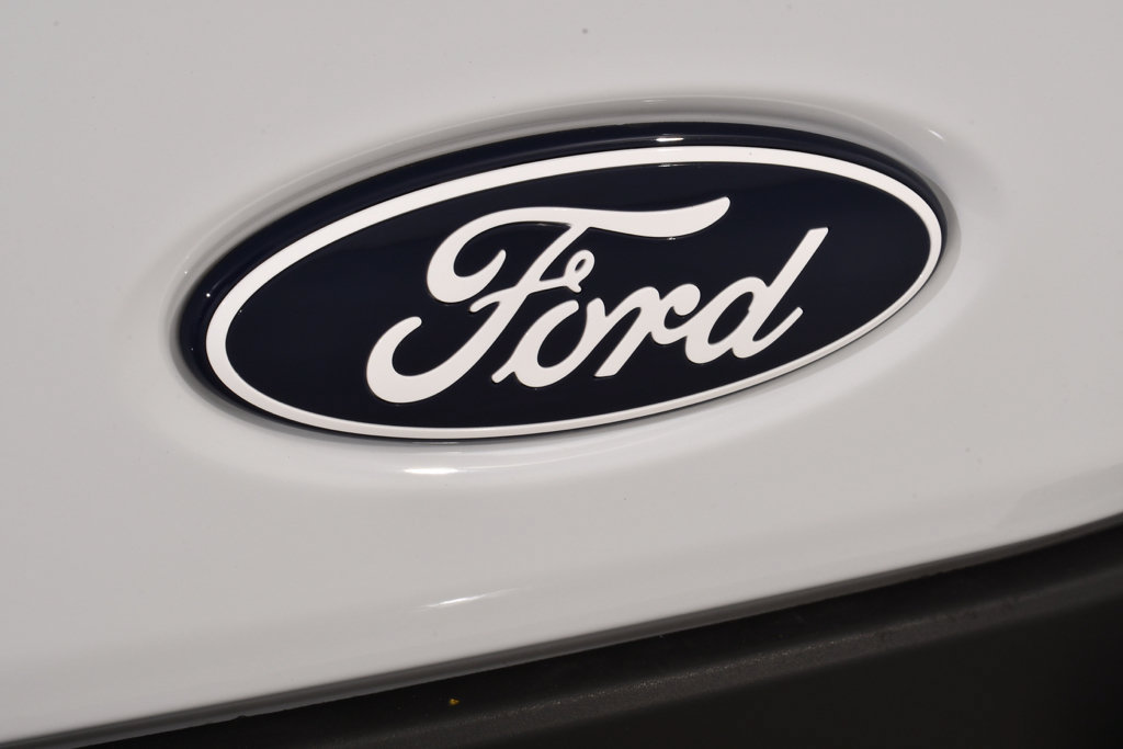 New 2026 Ford Transit 250 148 Medium Roof Extended AWD w/ Upfitter Package image 20