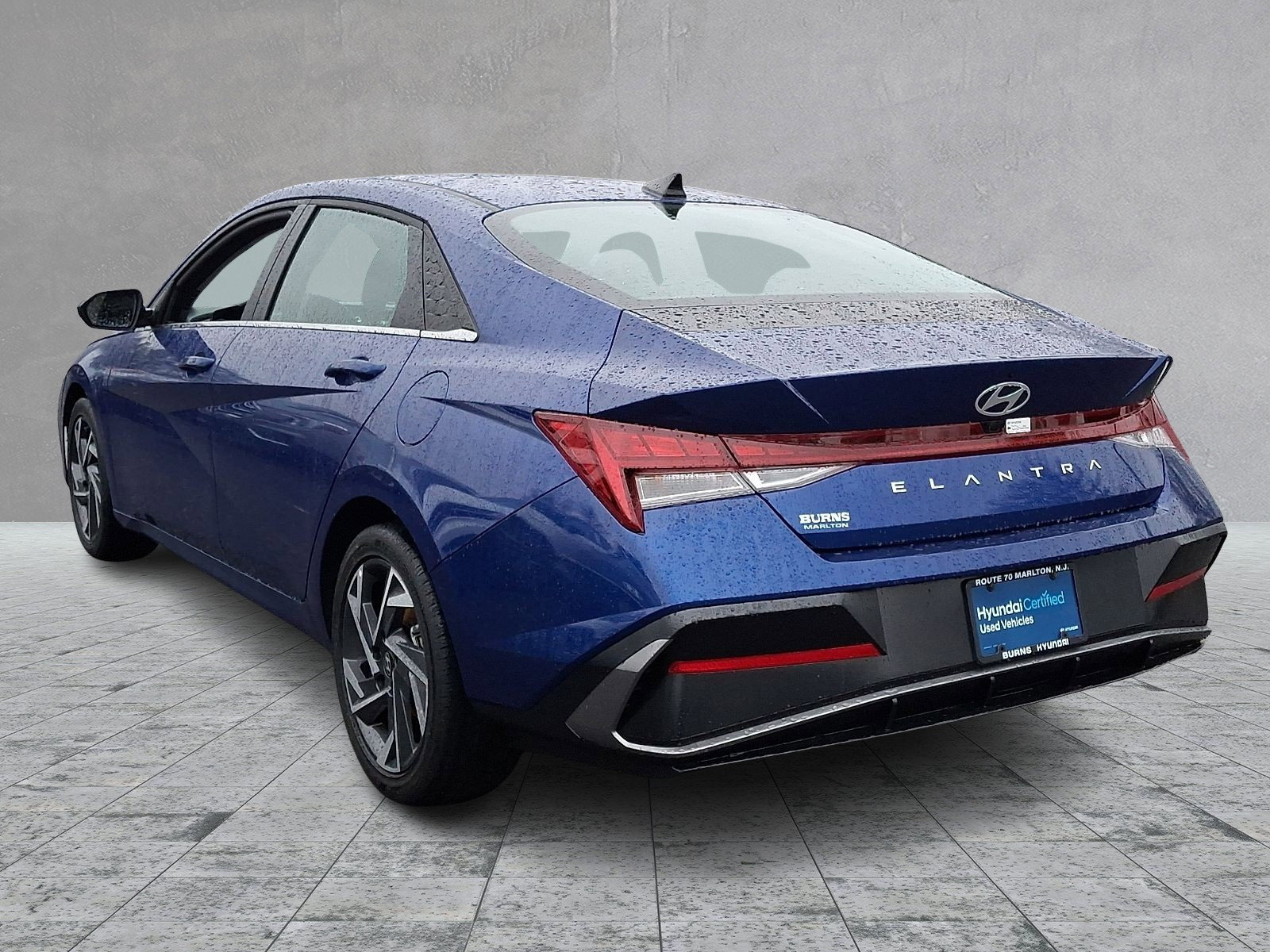 Used 2025 Hyundai Elantra SEL image 7