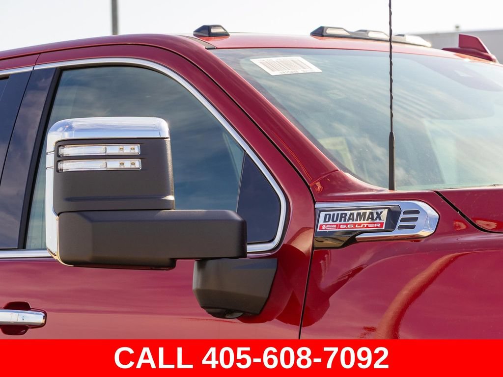 Used 2025 GMC Sierra 2500 SLT w/ SLT Premium Package AWD/4WD image 3
