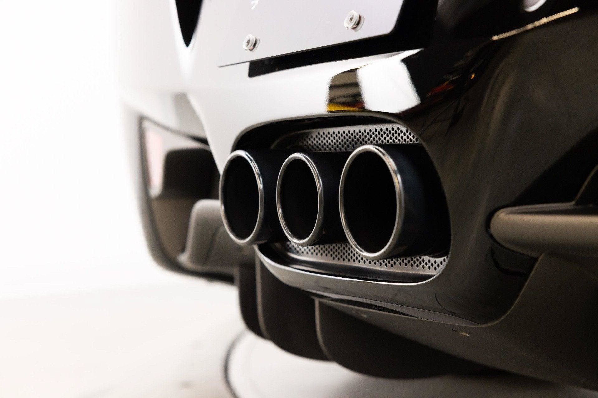 Certified 2015 Ferrari 458 Italia Coupe RWD image 42