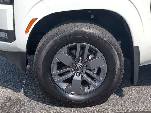 Used 2025 Nissan Frontier SV w/ SV Convenience Package AWD/4WD image 10