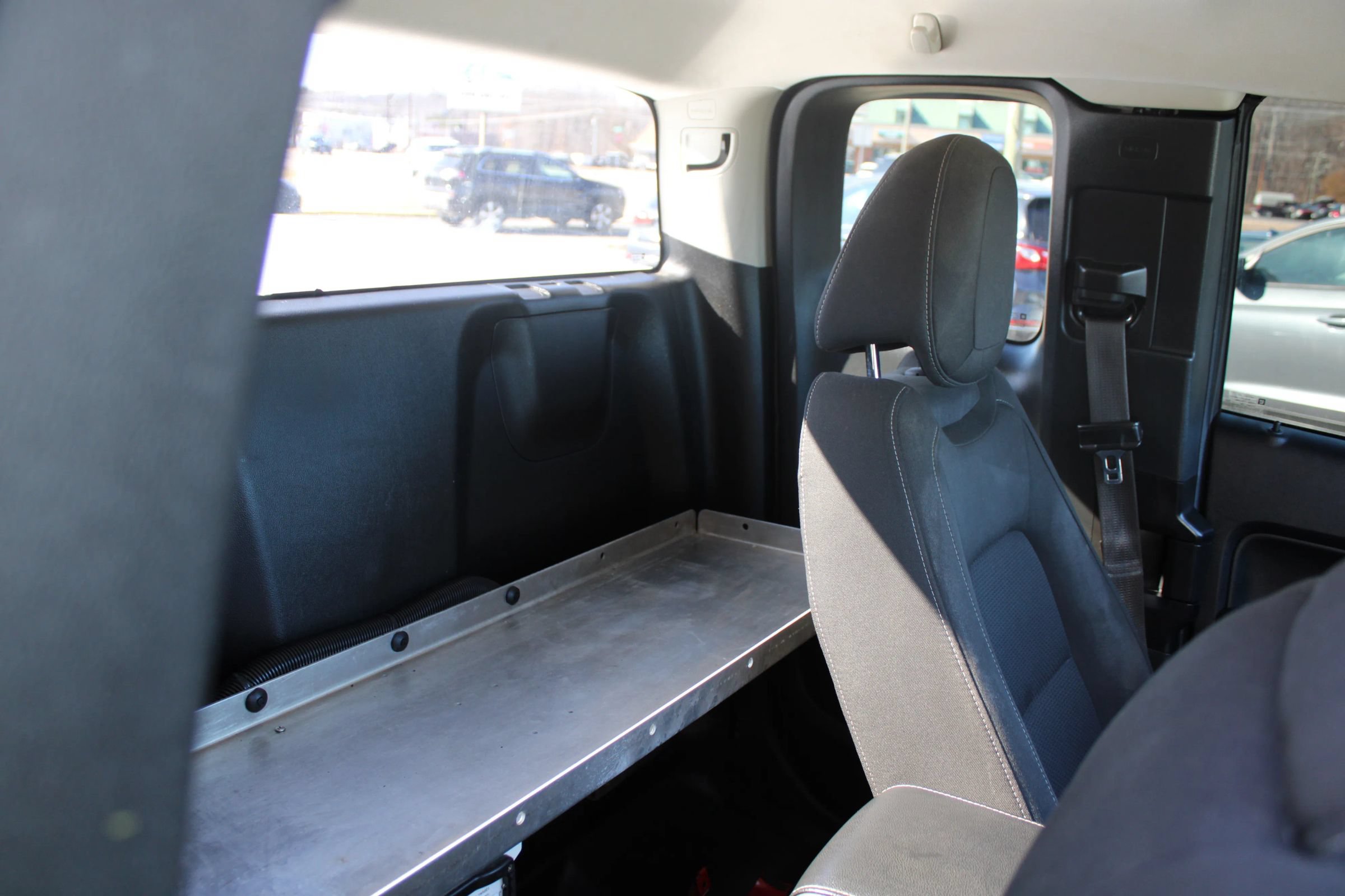 Used 2021 Chevrolet Colorado LT w/ Fleet Safety Package RWD image 12