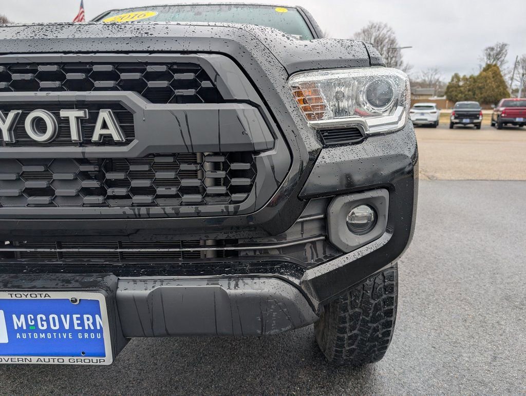 Used 2016 Toyota Tacoma SR w/ SR Convenience Package image 10