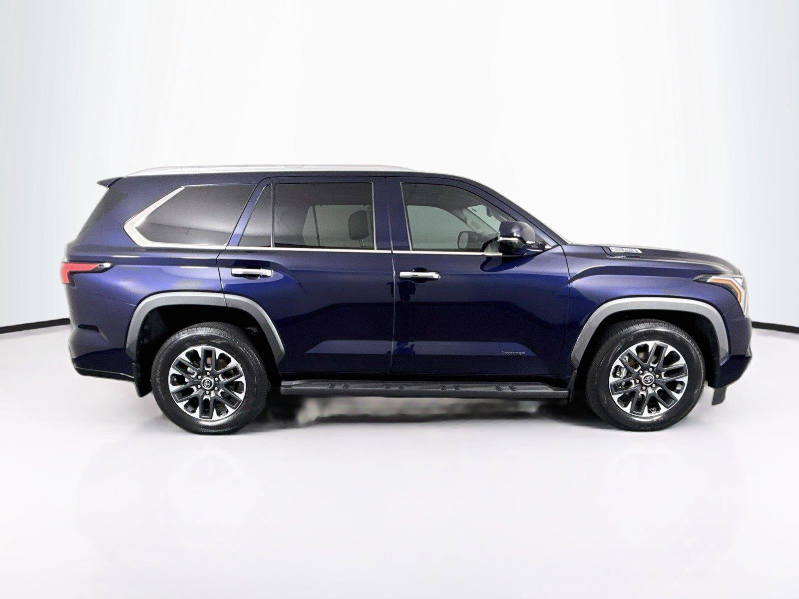 Certified 2024 Toyota Sequoia Limited AWD/4WD image 11