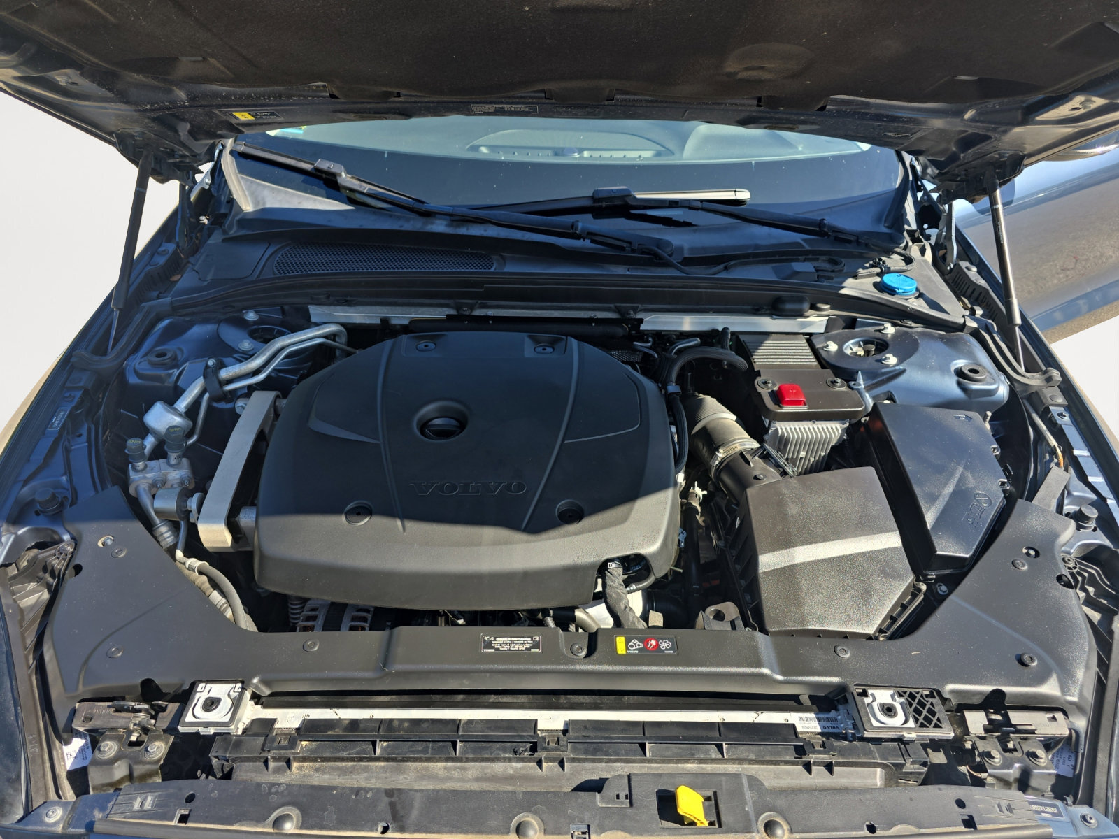 Used 2020 Volvo S60 T5 Momentum w/ Protection Package Premier FWD image 29
