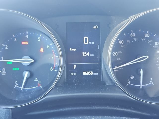 Used 2019 Toyota C-HR XLE FWD image 22