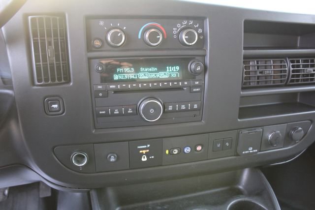 Used 2020 Chevrolet Express 3500 Extended w/ Driver Convenience Package RWD image 25