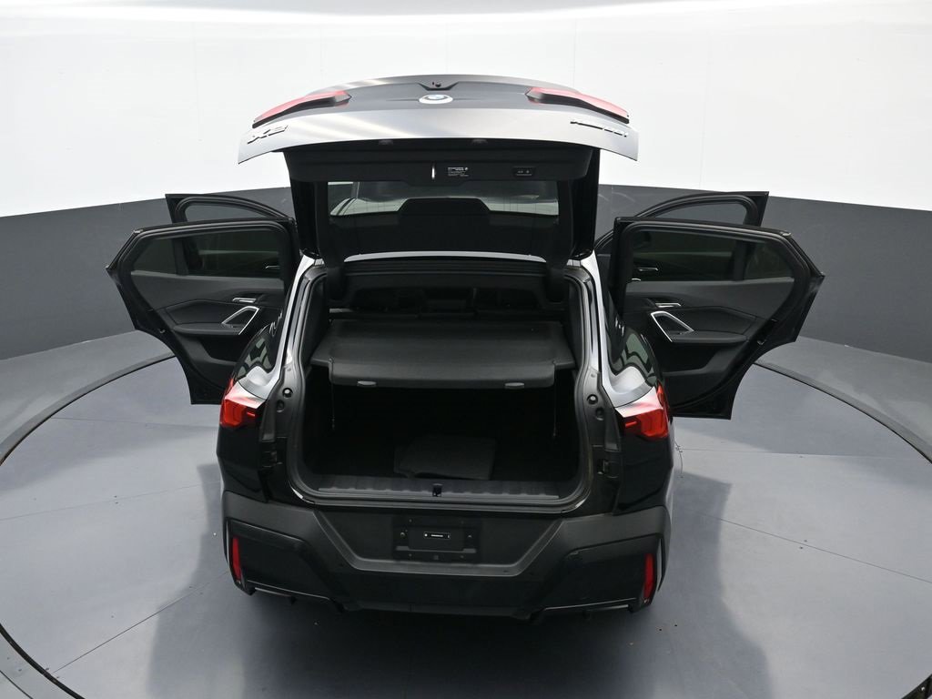 Used 2025 BMW X2 xDrive28i image 42