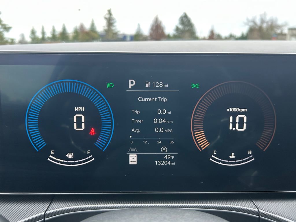 Used 2024 Hyundai Santa Fe SE image 16